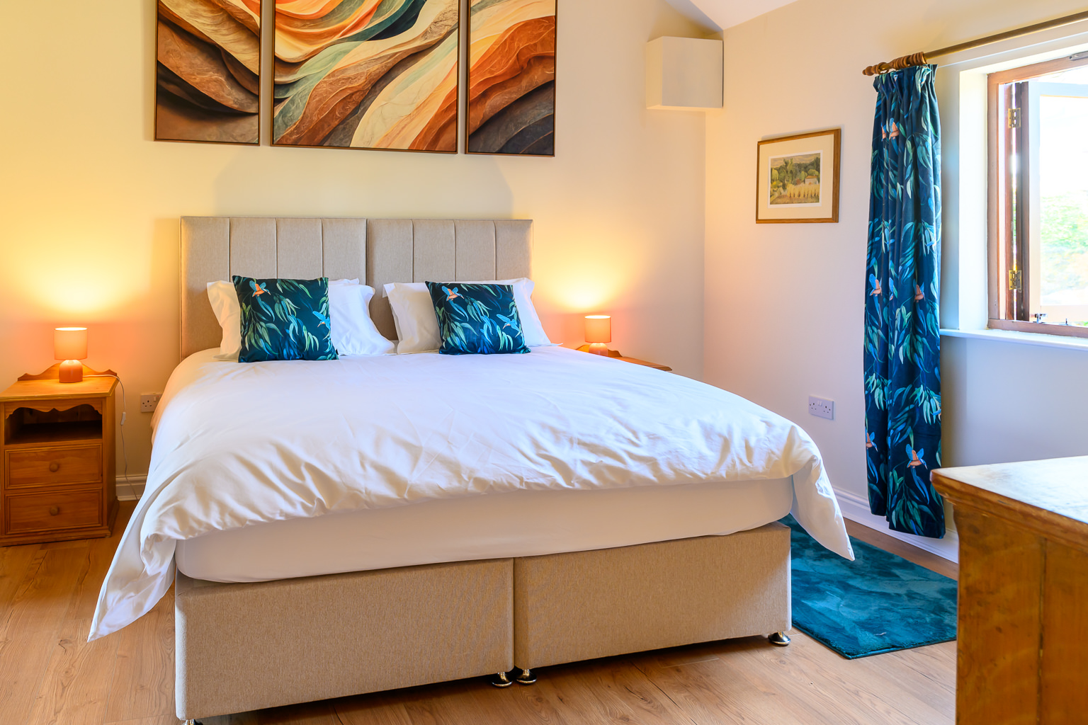 Kingfisher Cottage bedroom
