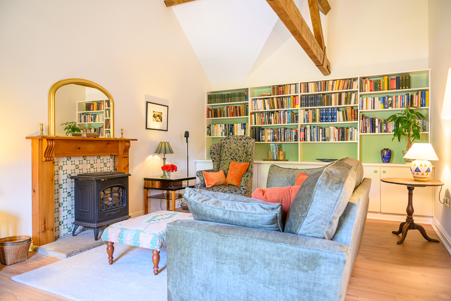 Kingfisher Cottage sitting room